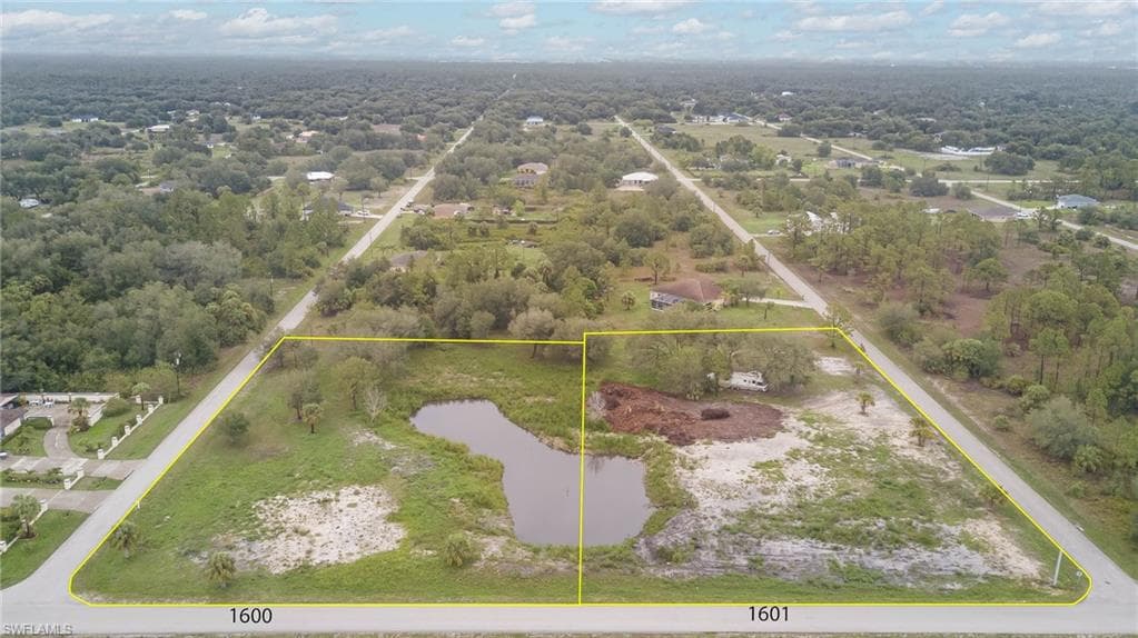 1601 Grant AVE LEHIGH ACRES, FL 33972