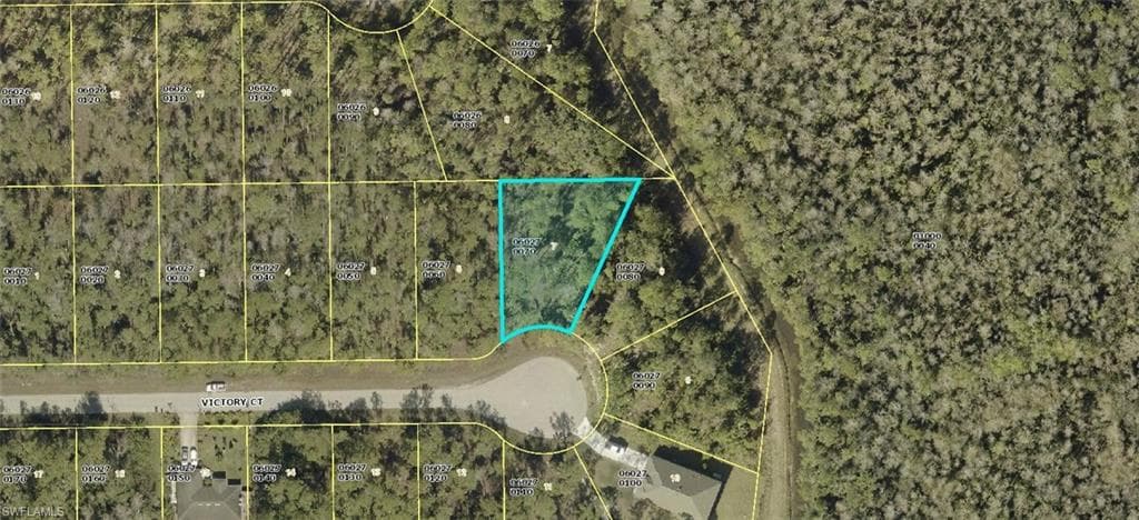 176 Victory CT LEHIGH ACRES, FL 33972