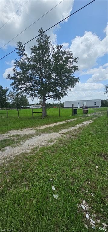 6561 Pangola RD FORT MYERS, FL 33905