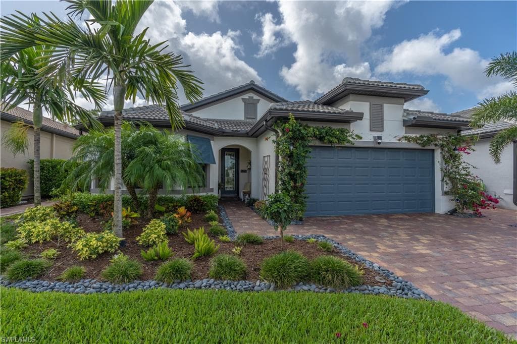 6848 Winding Cypress DR NAPLES, FL 34114