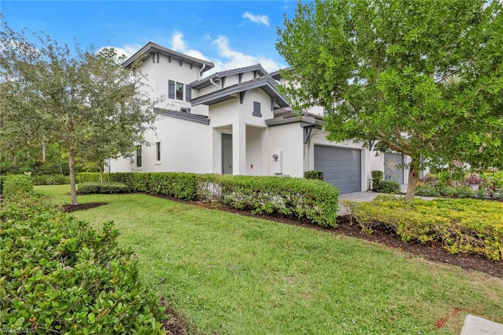 7501 Carnegie WAY NAPLES, FL 34119