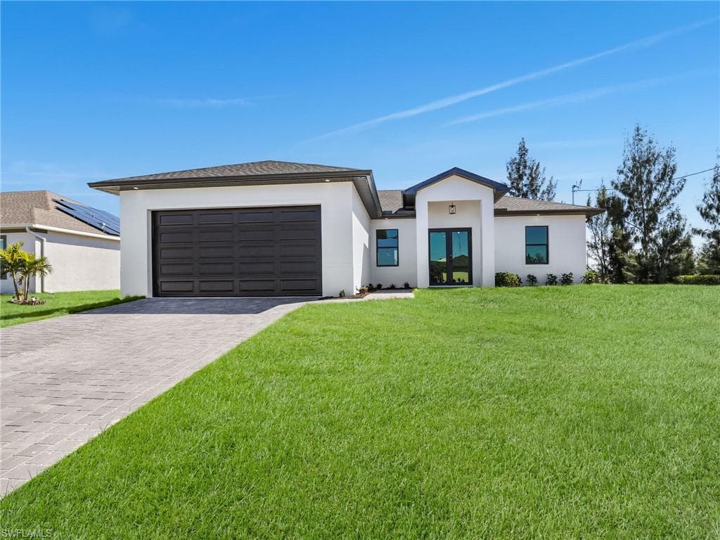 2109 17th PL CAPE CORAL, FL 33993