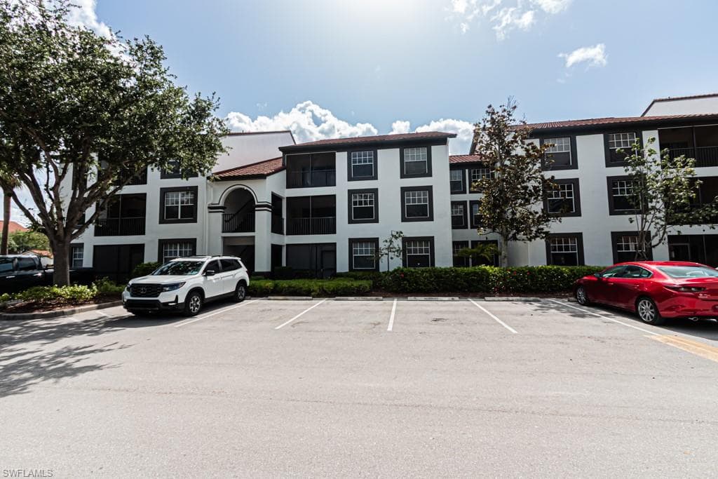 7935 Preserve CIR 416 NAPLES, FL 34119