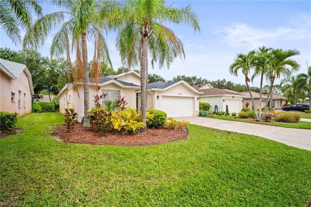 9201 Coach House Ln ESTERO, FL 33928