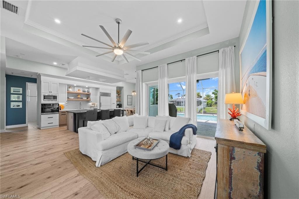 1915 Ottersrest LN CAPE CORAL, FL 33990