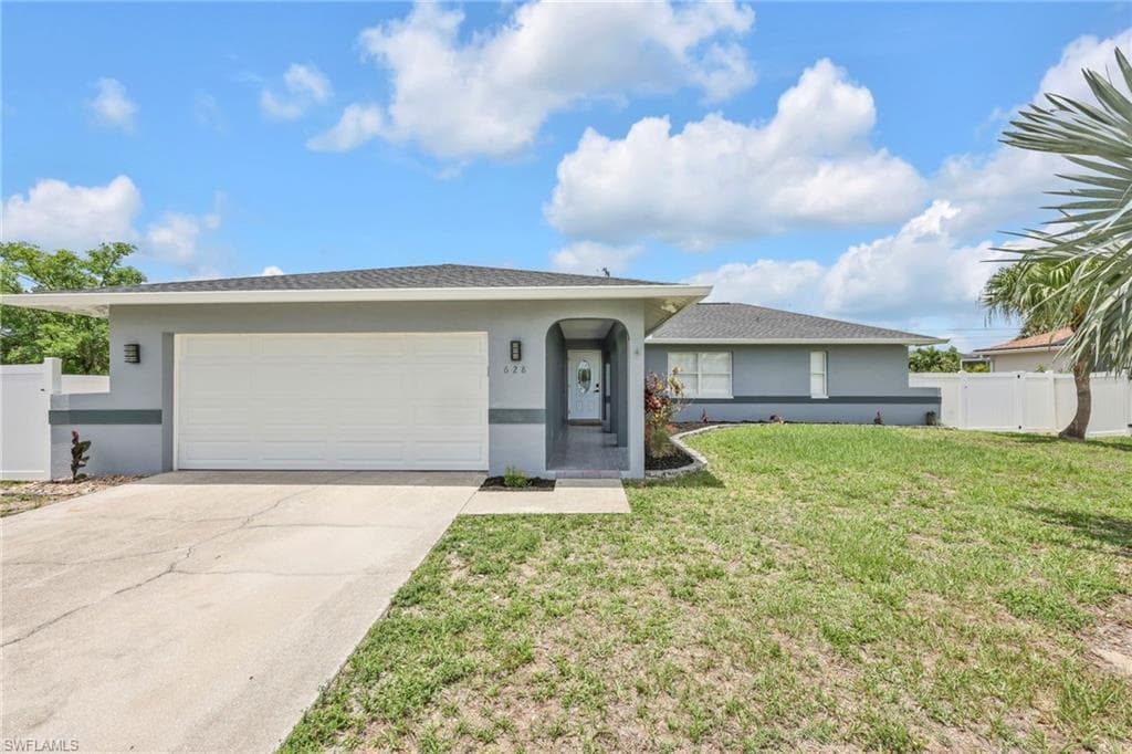 628 SW 9th AVE CAPE CORAL, FL 33991