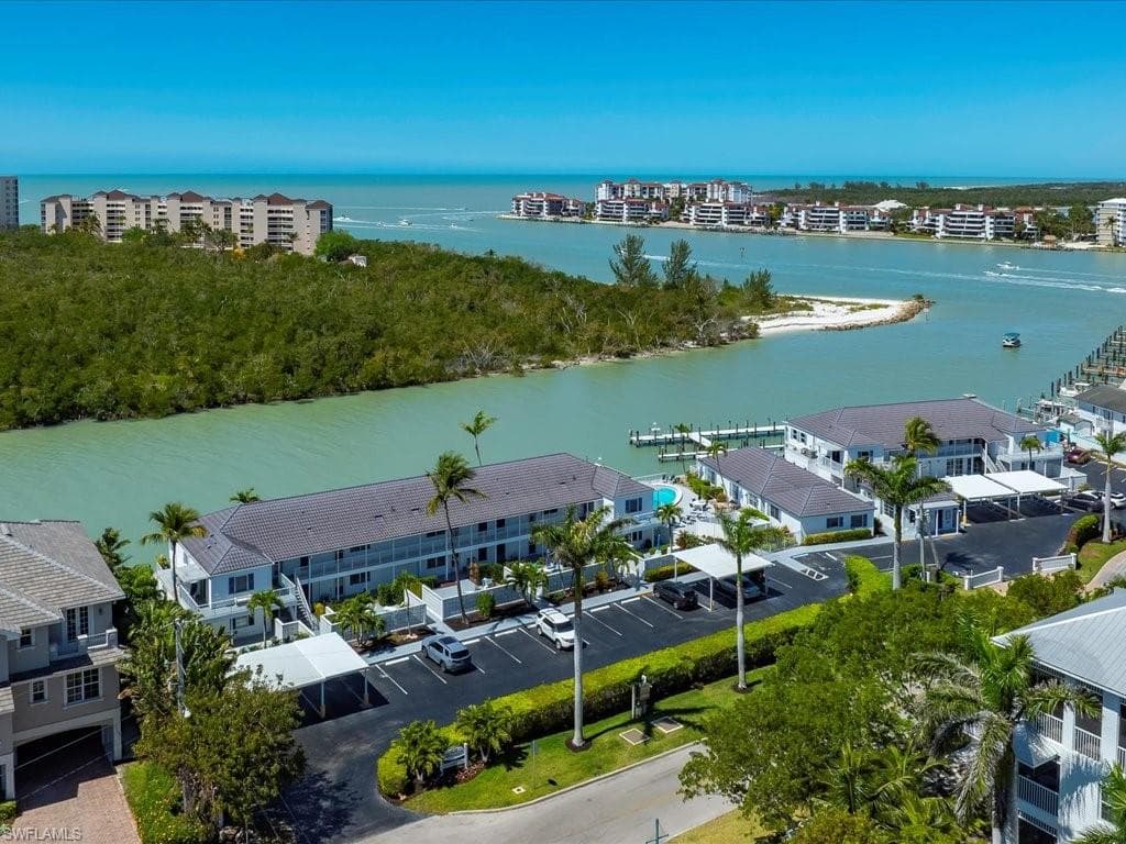 1170 Edington PL A8 MARCO ISLAND, FL 34145