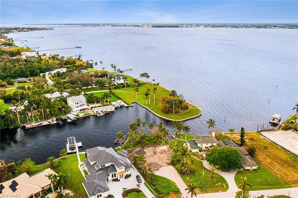 6936 Old Whiskey Creek DR FORT MYERS, FL 33919