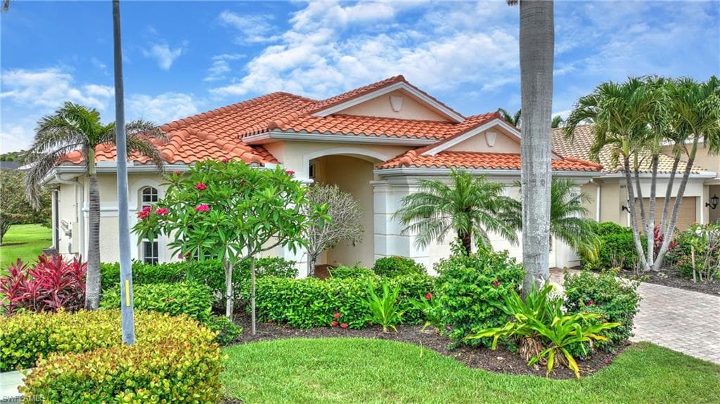 8871 Biella CT ESTERO, FL 33967