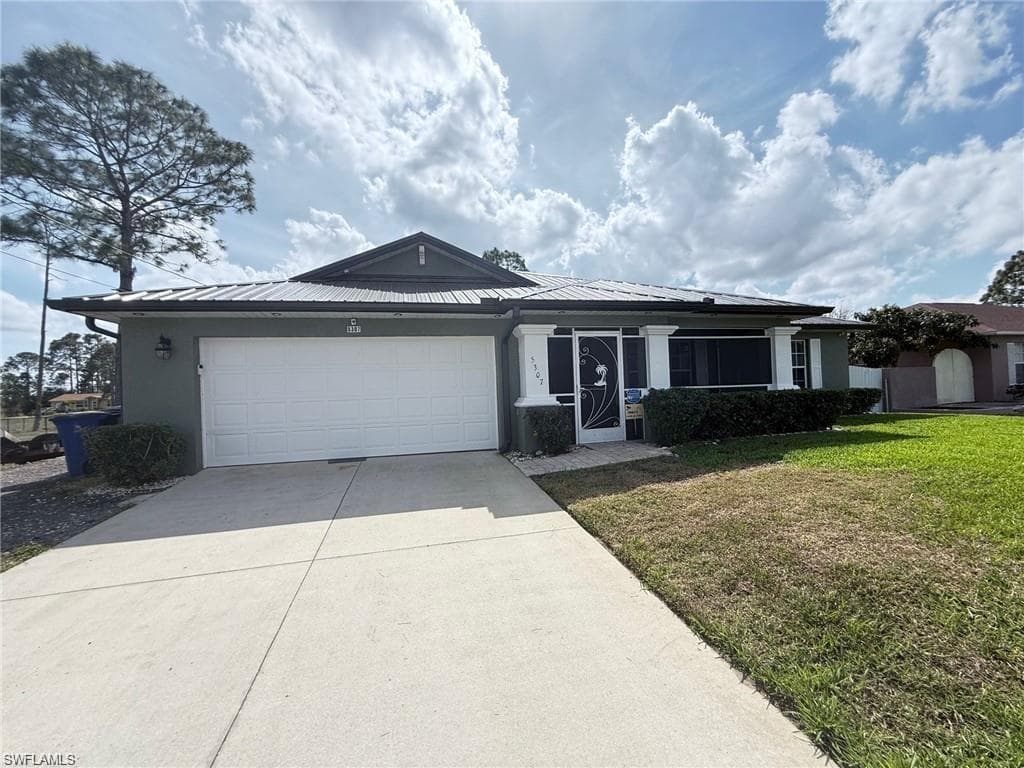 5307 3rd ST W LEHIGH ACRES, FL 33971