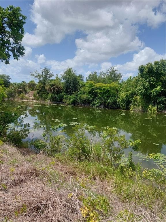 2312 NE 19th PL CAPE CORAL, FL 33909