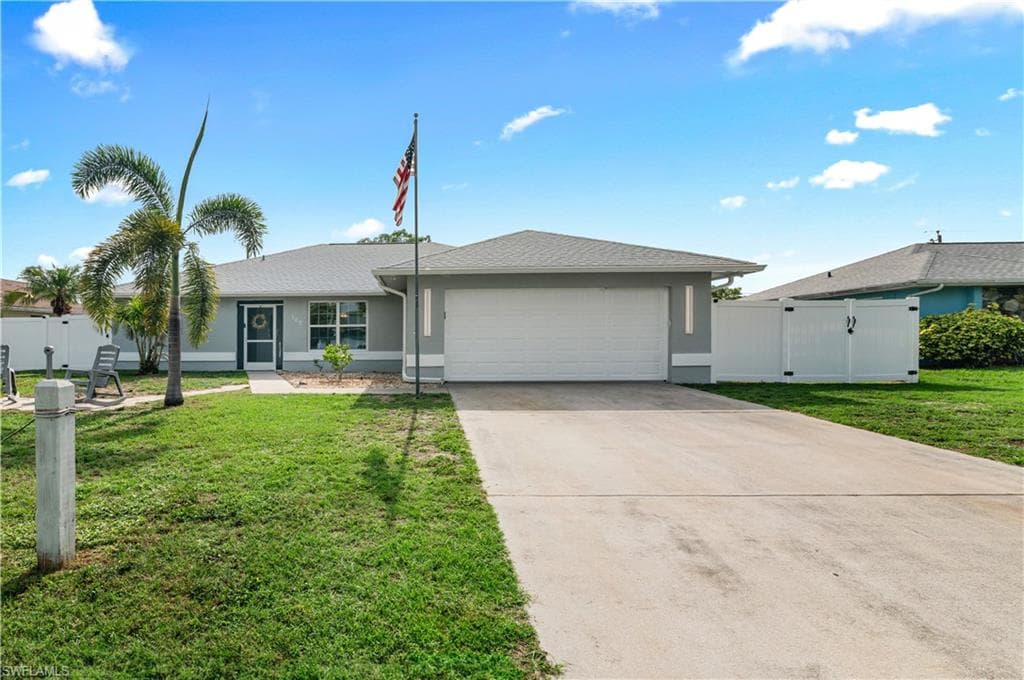109 NE 10th AVE CAPE CORAL, FL 33909