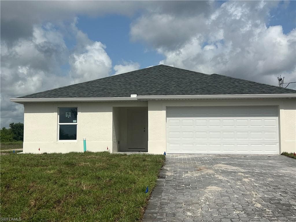 658 Ivanhoe AVE S LEHIGH ACRES, FL 33974