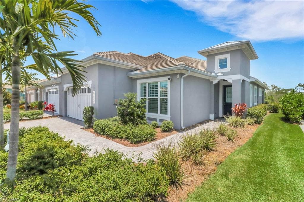 6374 Negril Isle DR NAPLES, FL 34113
