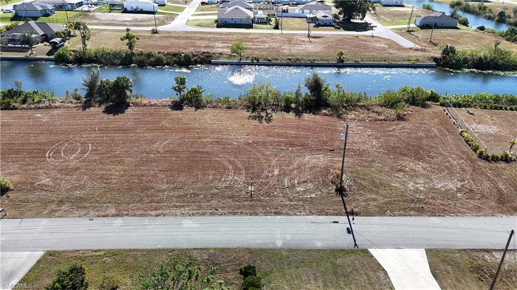 128 NE 20th ST CAPE CORAL, FL 33909