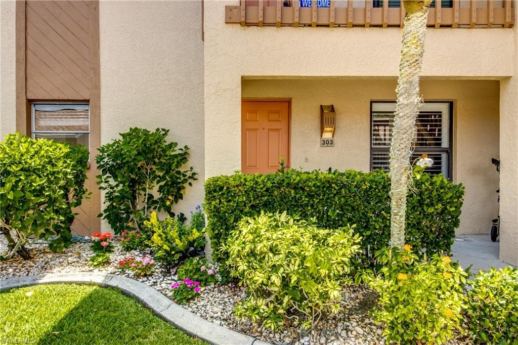 15350 Moonraker CT 303 NORTH FORT MYERS, FL 33917