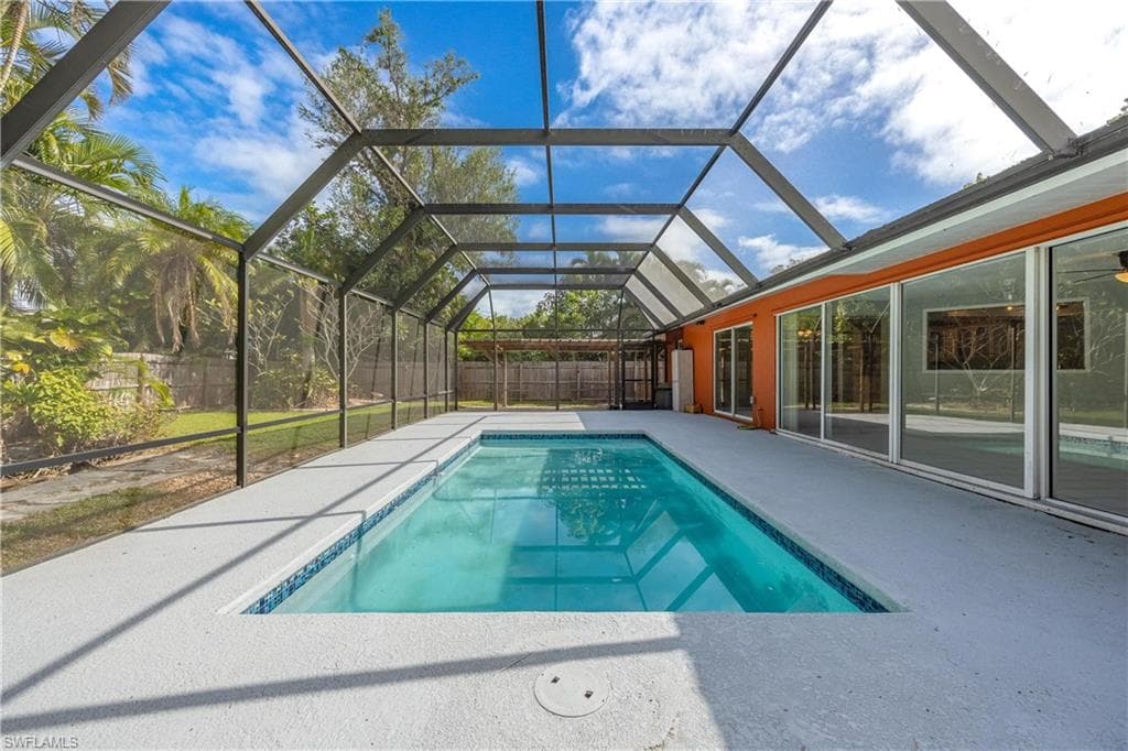 71 Mentor DR NAPLES, FL 34110