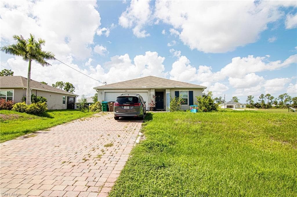 2318 NE 36th ST CAPE CORAL, FL 33909