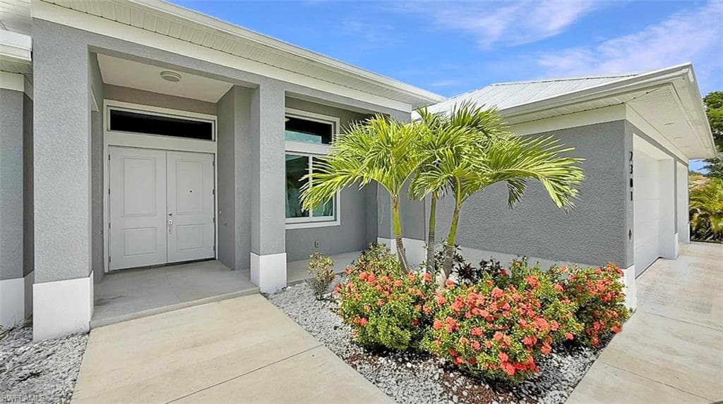 2301 SE 15th ST CAPE CORAL, FL 33990