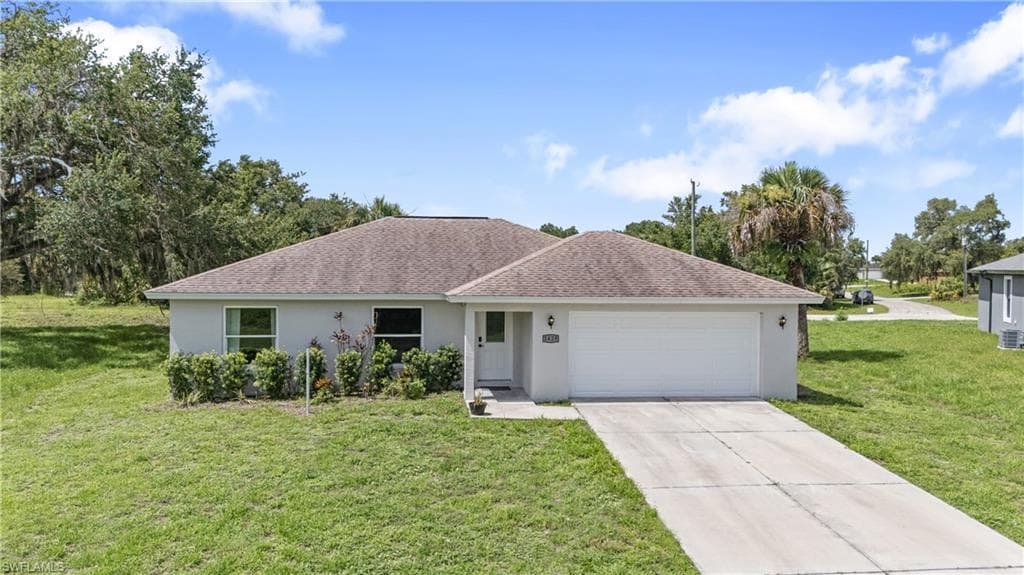 1429 Jabara CIR LABELLE, FL 33935