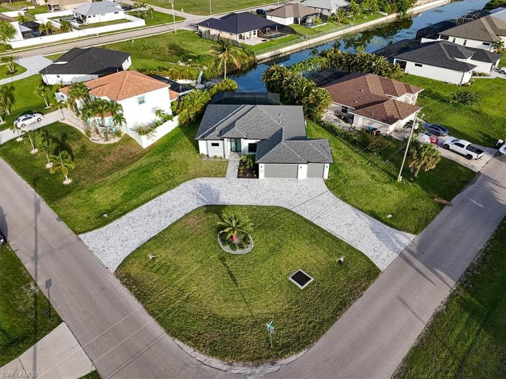 1201 SW 21st AVE CAPE CORAL, FL 33991