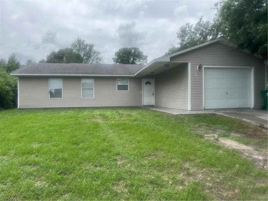 5013 N Obispo CIR LABELLE, FL 33935