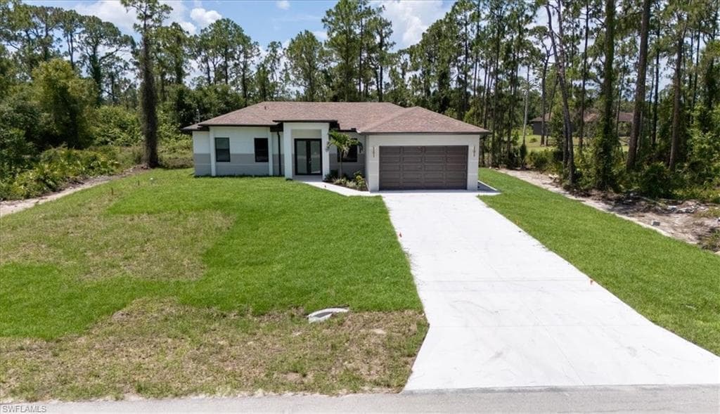 844 Ashland ST E LEHIGH ACRES, FL 33974