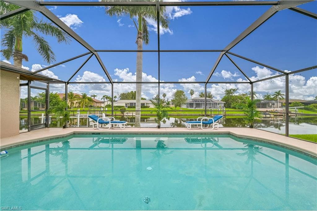 3209 SE 1st CT CAPE CORAL, FL 33904