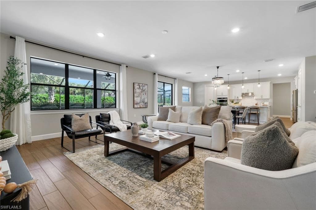 9002 Slade TER FORT MYERS, FL 33967