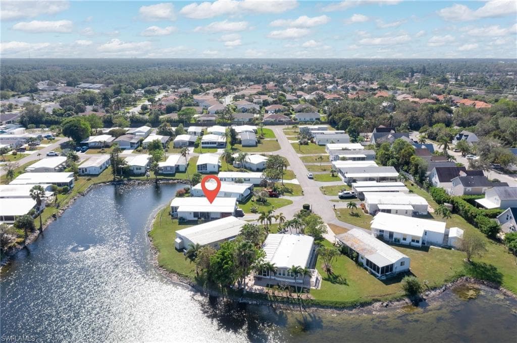 513 Cape Florida LN NAPLES, FL 34104