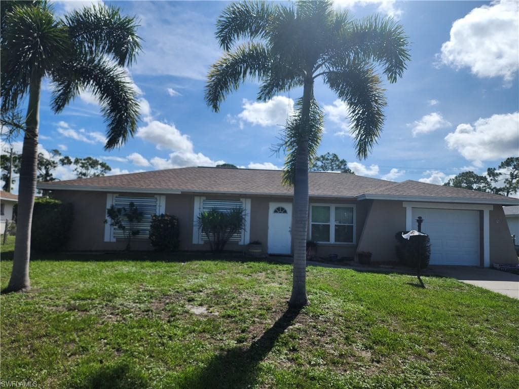 1329 Torreya CIR NORTH FORT MYERS, FL 33917
