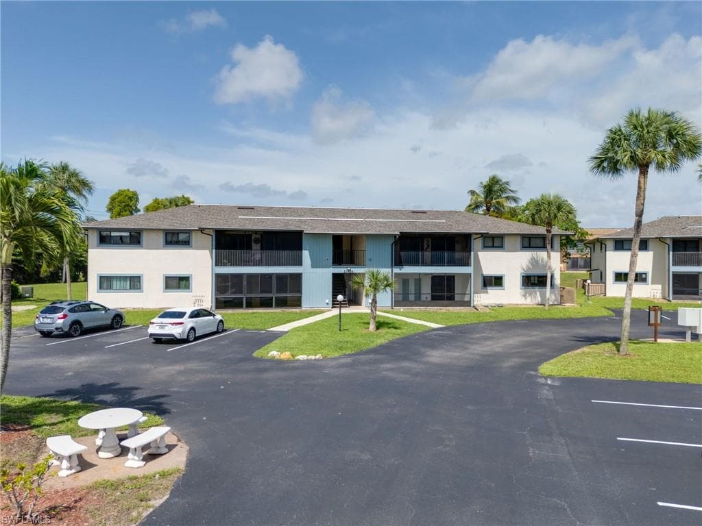 17424 Birchwood LN 1 FORT MYERS, FL 33908