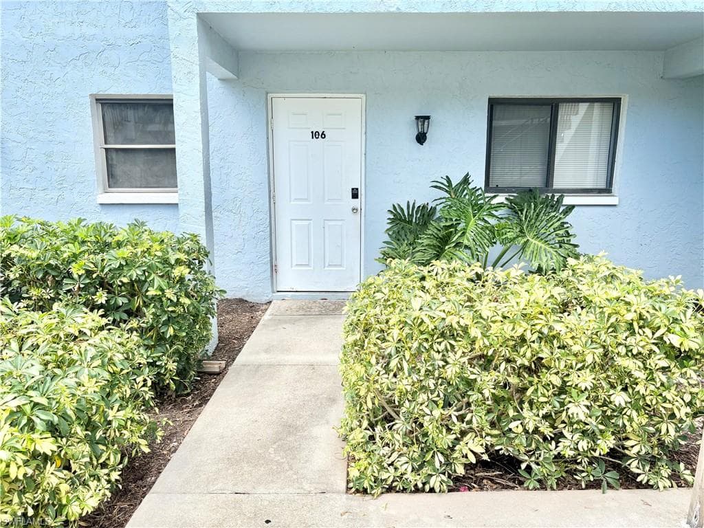 28121 Pine Haven WAY 106 BONITA SPRINGS, FL 34135