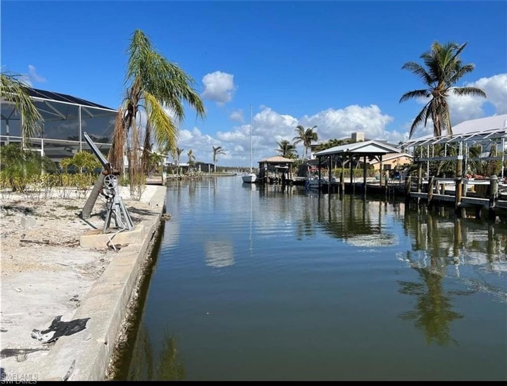 18 Pepita ST FORT MYERS BEACH, FL 33931