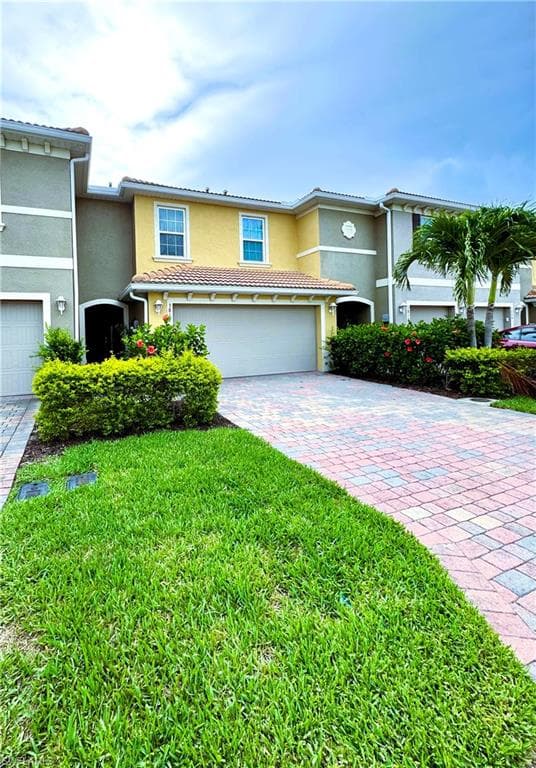 3812 Tilbor CIR FORT MYERS, FL 33916