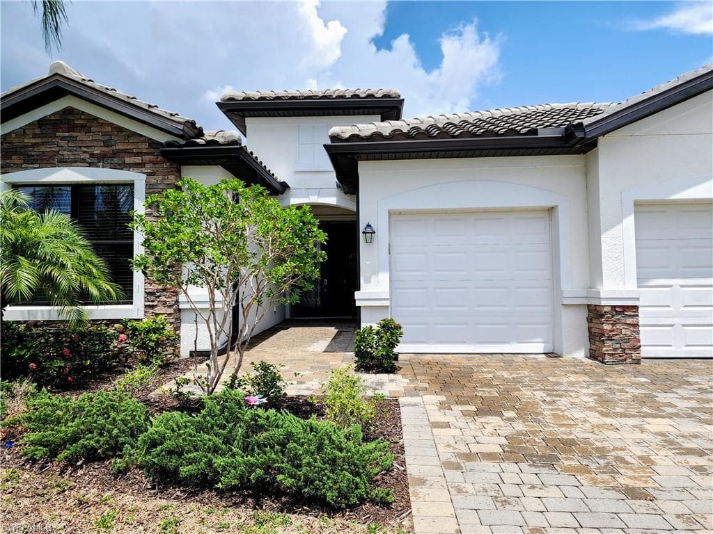 11884 Hickory Estate CIR FORT MYERS, FL 33913