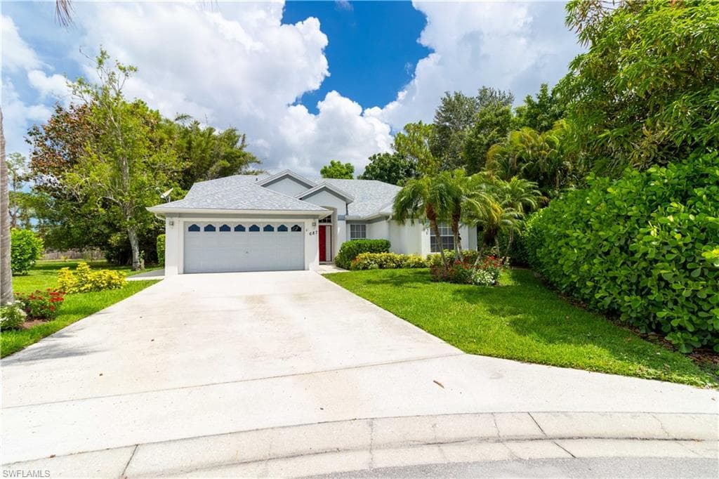 687 Melville CT NAPLES, FL 34104