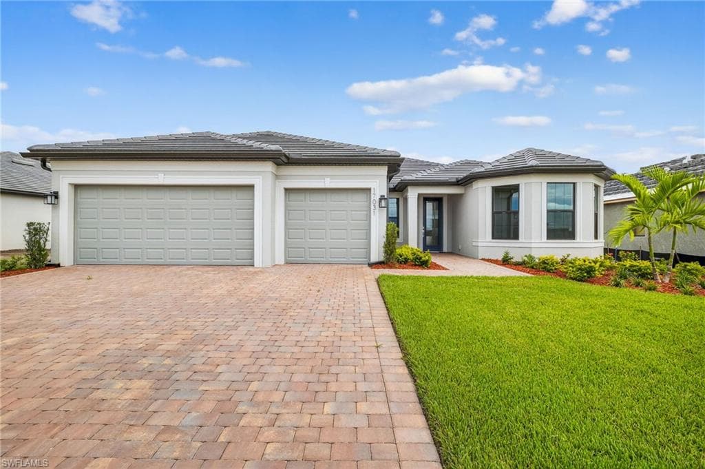 17031 Bishop BLVD ALVA, FL 33920