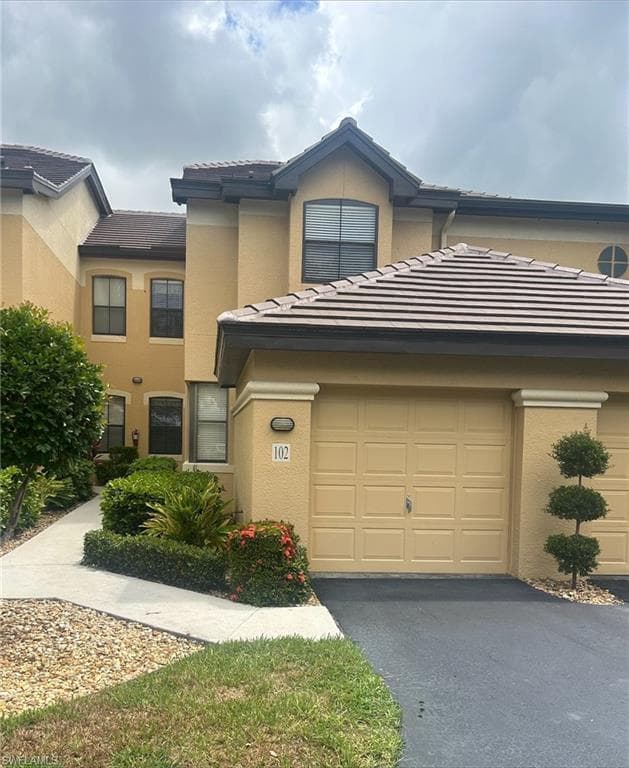 166 Vintage CIR K102 NAPLES, FL 34119