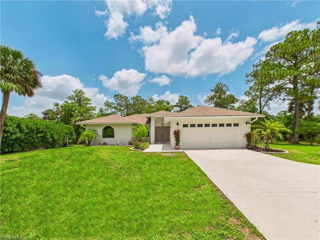 490 25th ST SW NAPLES, FL 34117