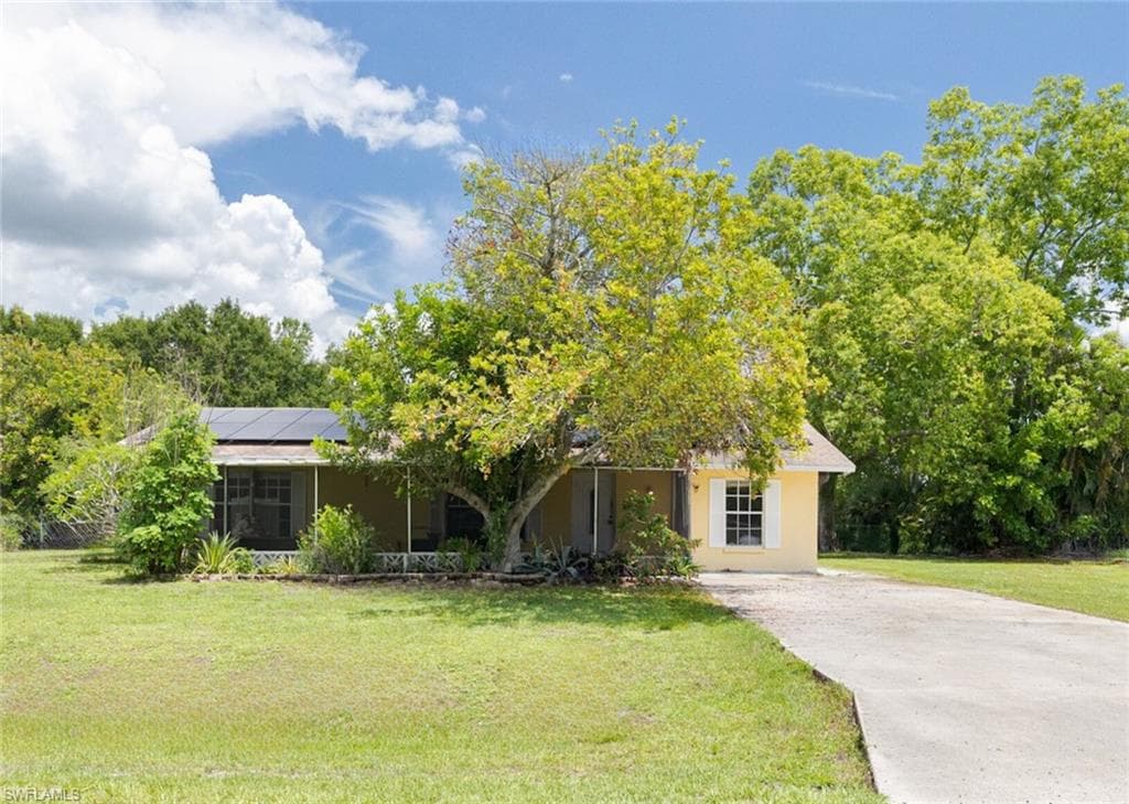12338 2nd ST FORT MYERS, FL 33905