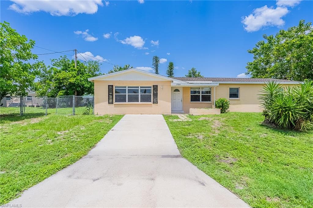 204 Alabama CT LEHIGH ACRES, FL 33936