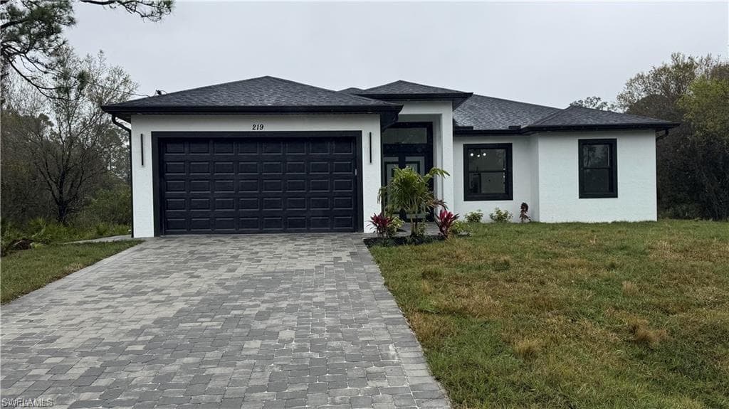 219 Malden AVE S LEHIGH ACRES, FL 33974