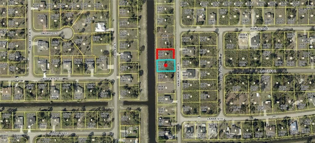 814 Anaconda AVE S LEHIGH ACRES, FL 33974