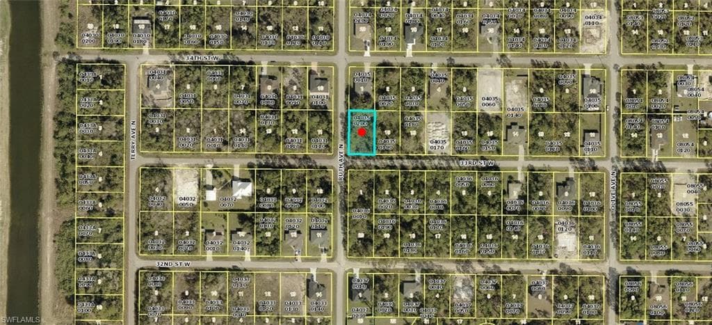 3218 33rd ST W LEHIGH ACRES, FL 33971