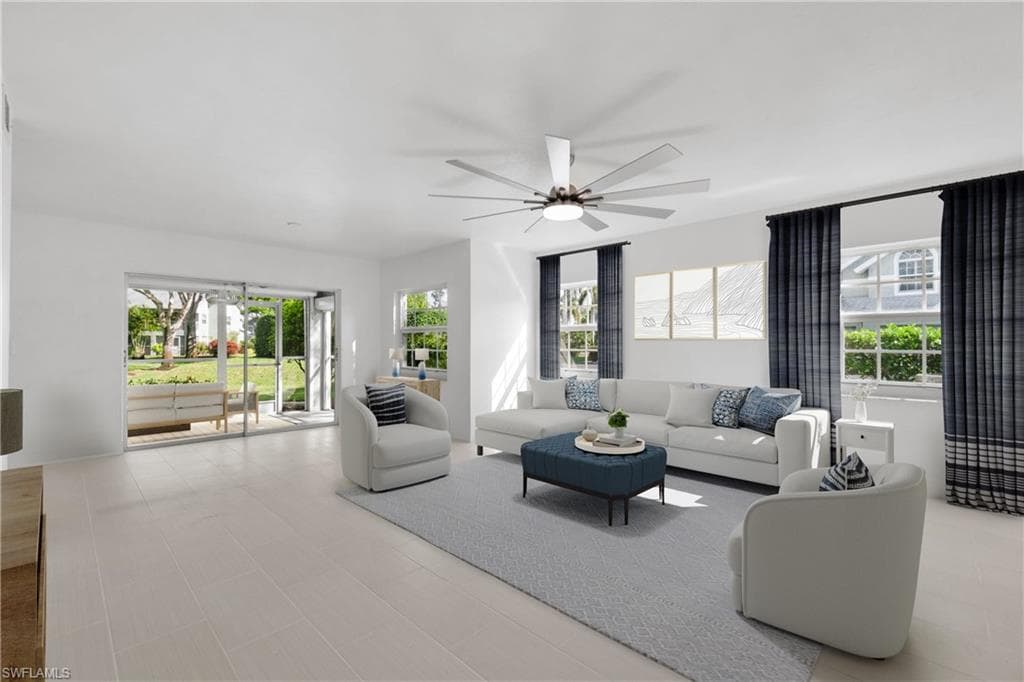2106 Tama CIR 102 NAPLES, FL 34112