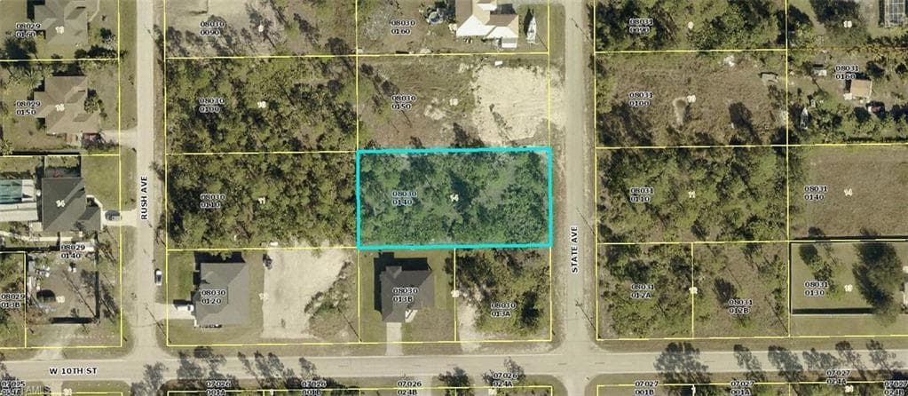 1003 State AVE LEHIGH ACRES, FL 33972