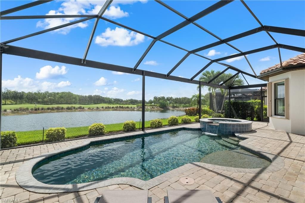 8888 Savona CT NAPLES, FL 34119