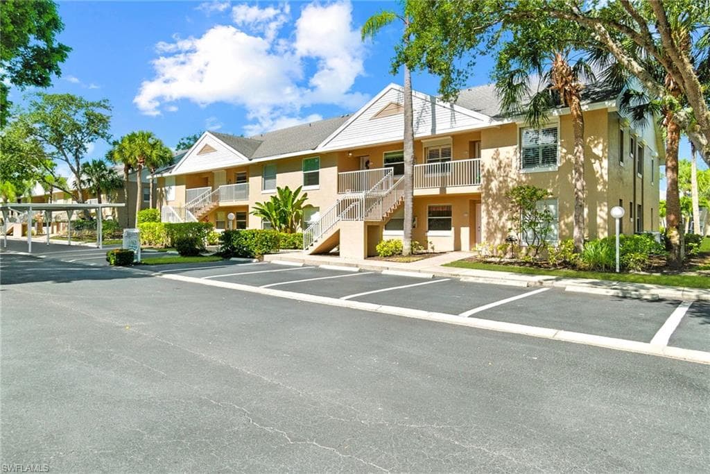 162 Pebble Shores DR 203 NAPLES, FL 34110