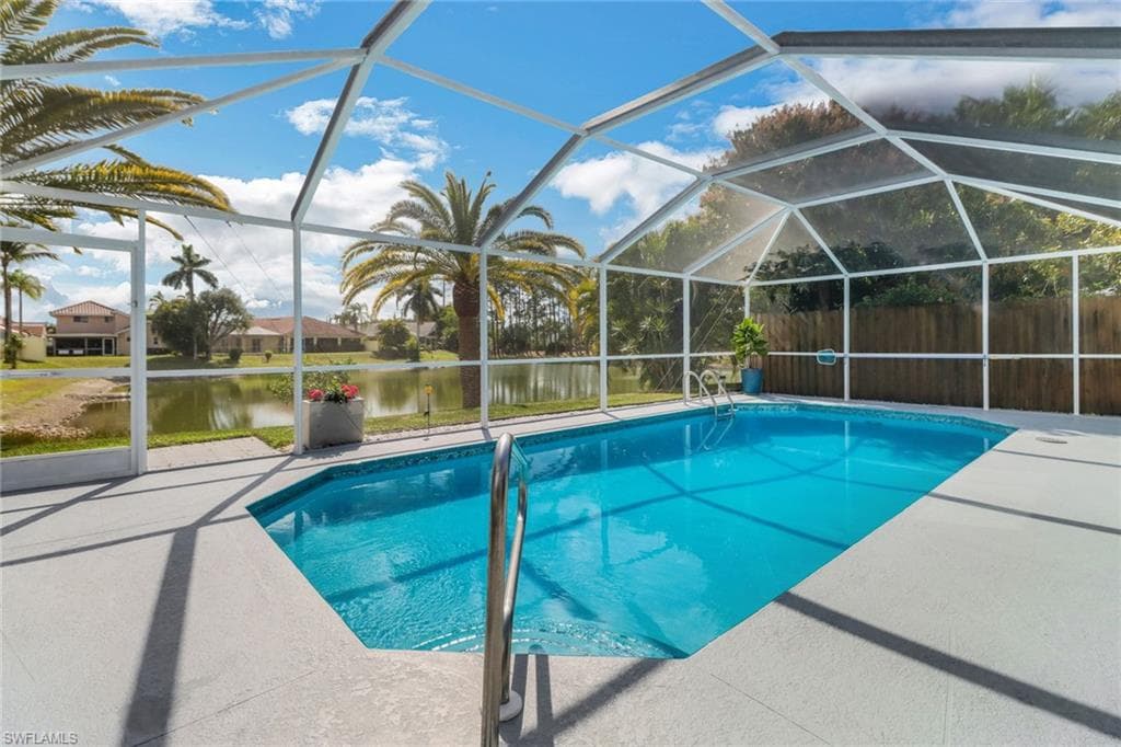 1139 Jardin DR NAPLES, FL 34104